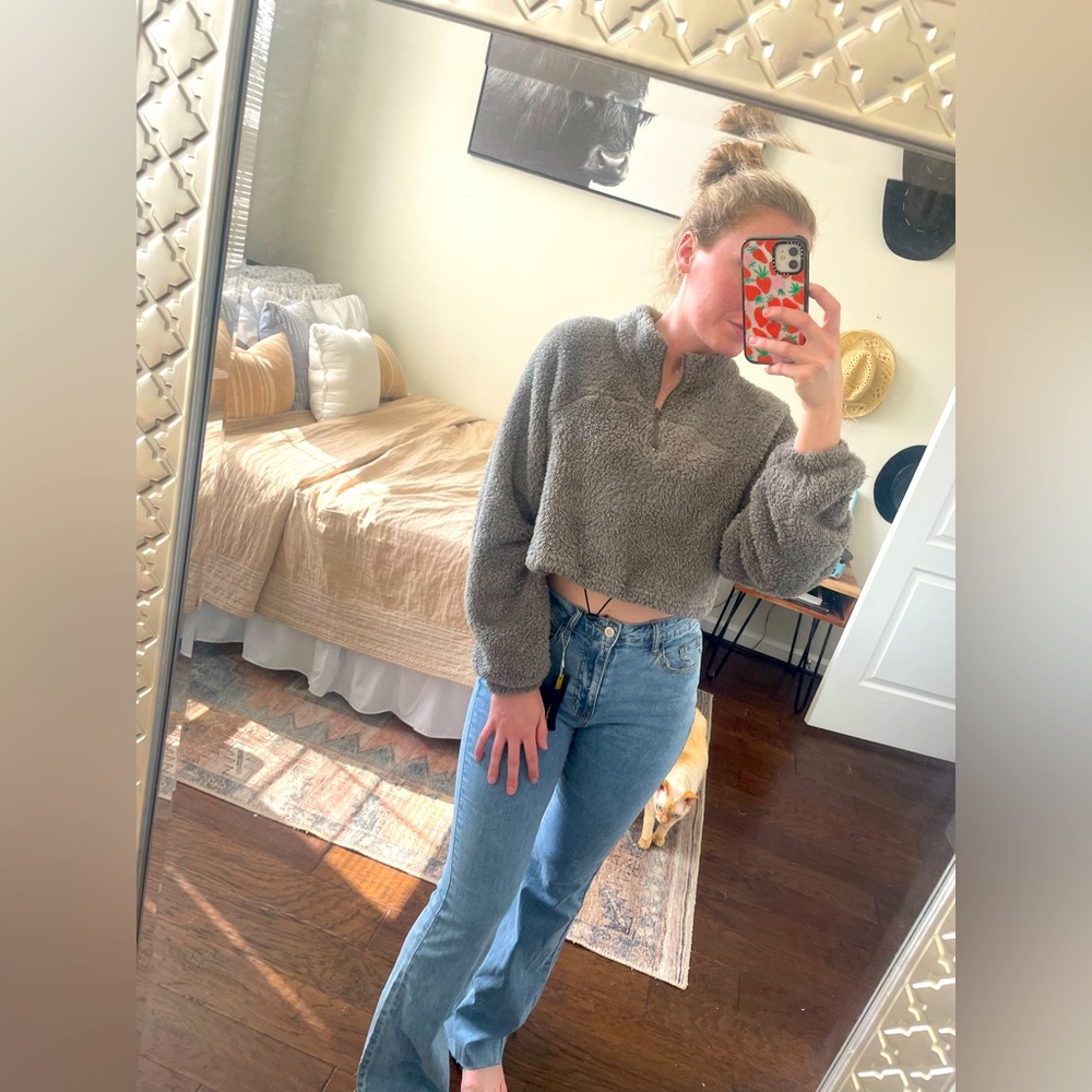 Cropped Pullover